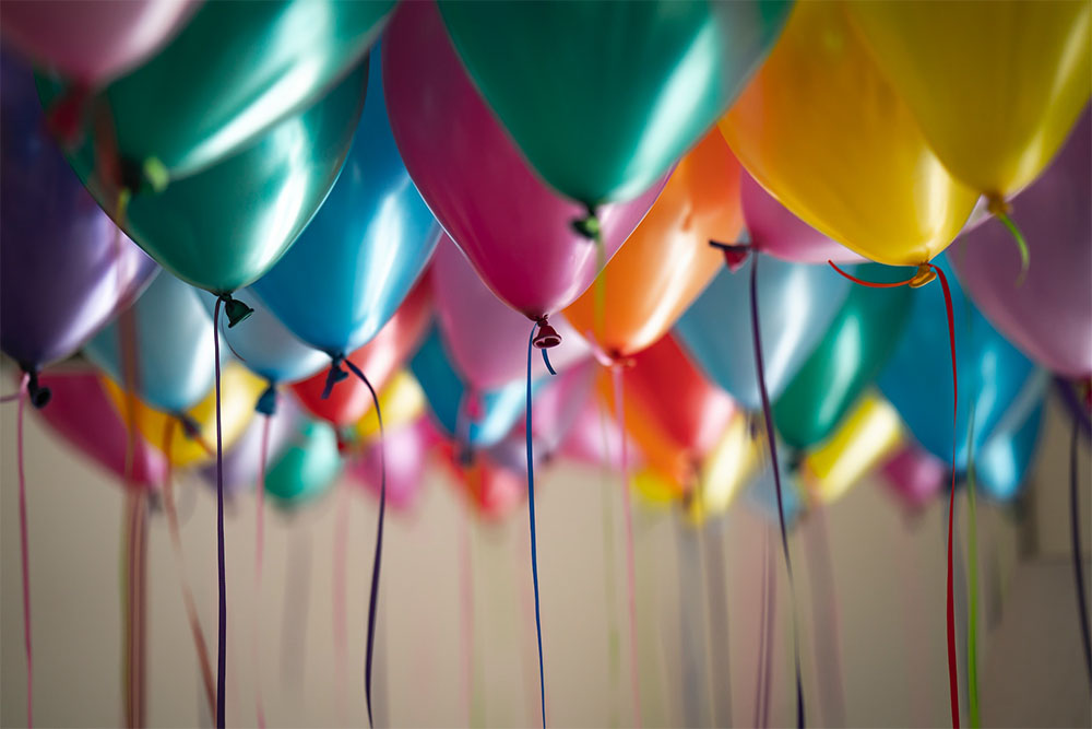 Защо балоните с хелий са подходяща декорация за множество поводи?